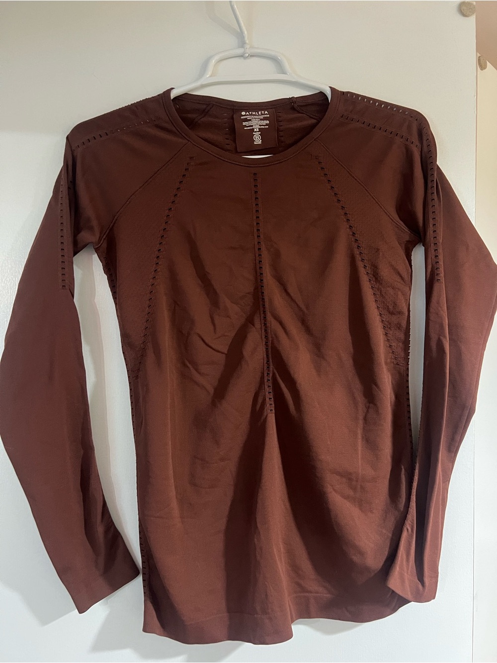 Athleta Long Sleeve Crew Top in Deep Brown